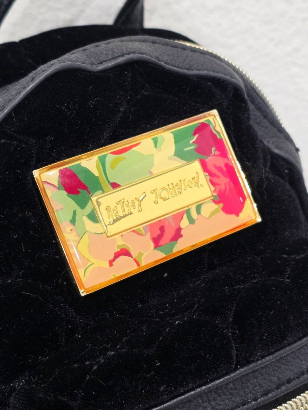 Betsey Johnson ✦ Black Velvet Mini Backpack ✦ Gold Hardware Floral Interior NWT - Picture 3 of 9